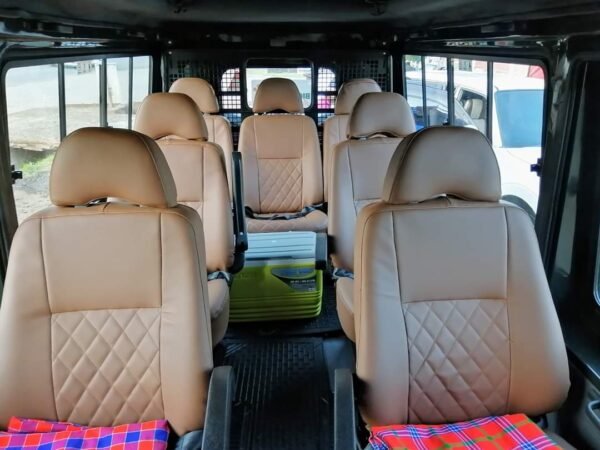 Landcruiser Jeep tour van seats